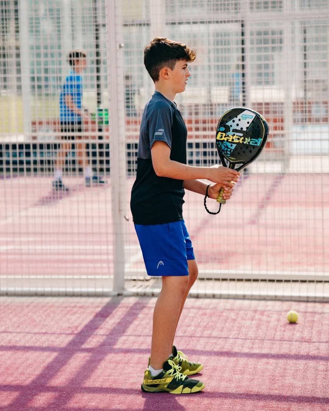 Epicondilitis- més comú del que sembla!Coneguda com a colze de tenista, l’epicondilitis és una i (3) (1)